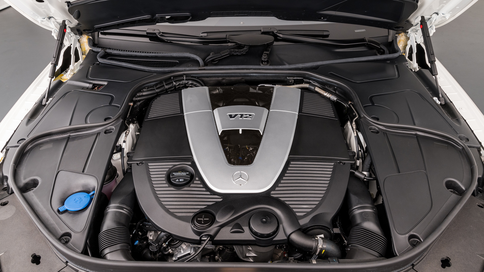 2017 MERCEDES-MAYBACH S650 CABRIOLET, 19/21
