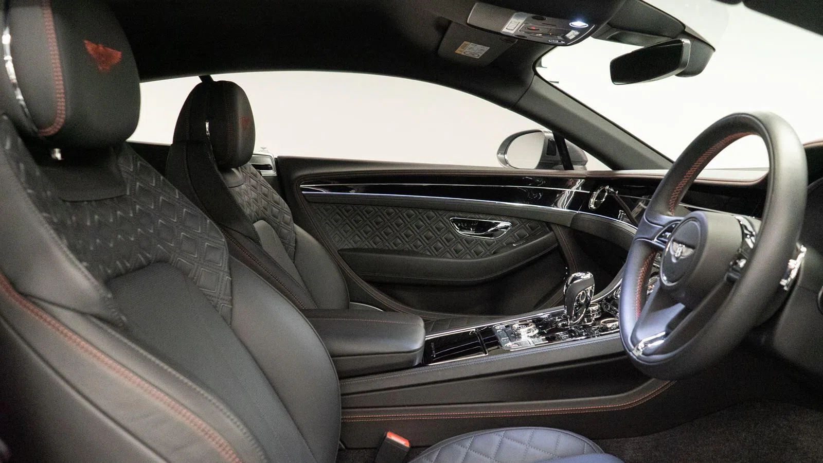 2018 Bentley CONTINENTAL GT interior, Beluga Leather