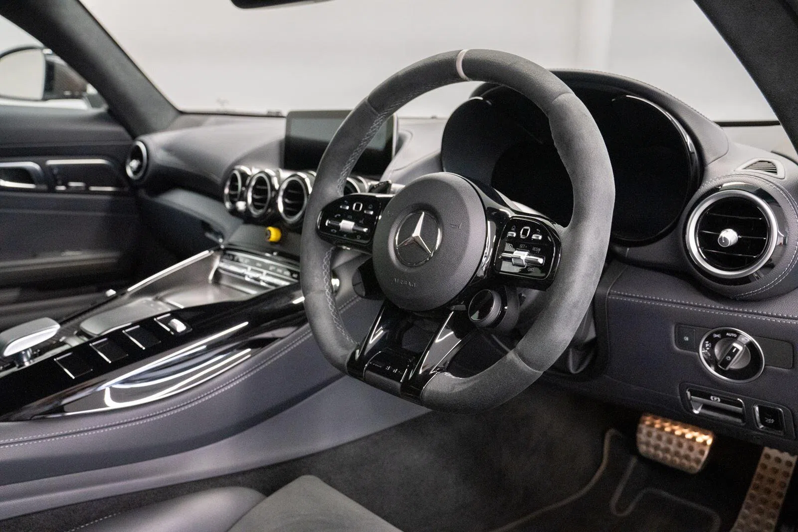 2019 Mercedes-Benz GT AMG GT R PRO interior