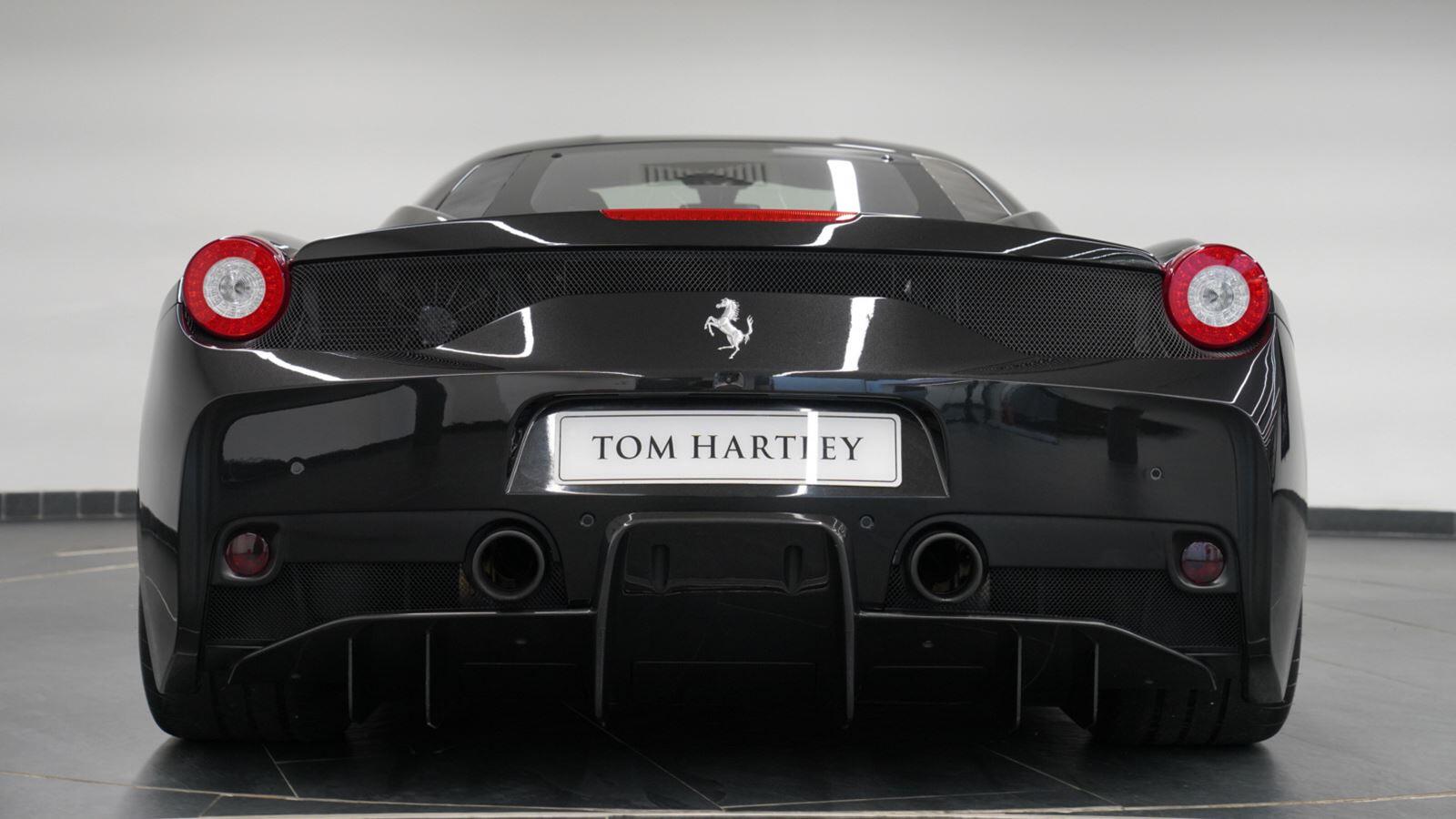 2015 Ferrari 458 Speciale, 2/16