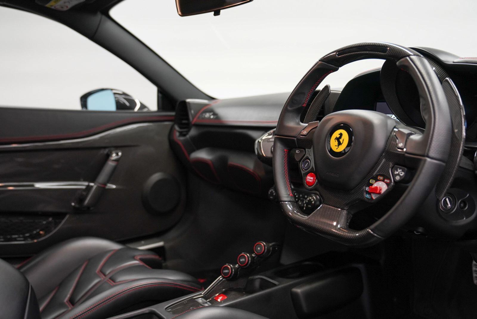 2015 Ferrari 458 Speciale, 4/16