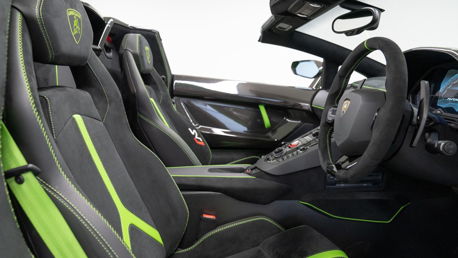 2020 Lamborghini Aventador SVJ Roadster, 3/11