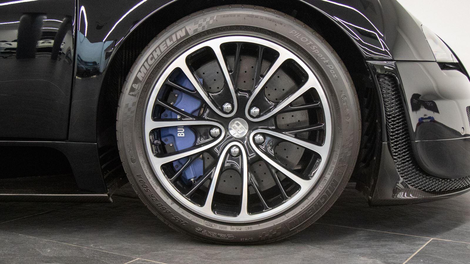 2011 Bugatti Veyron Super Sport, 5/16