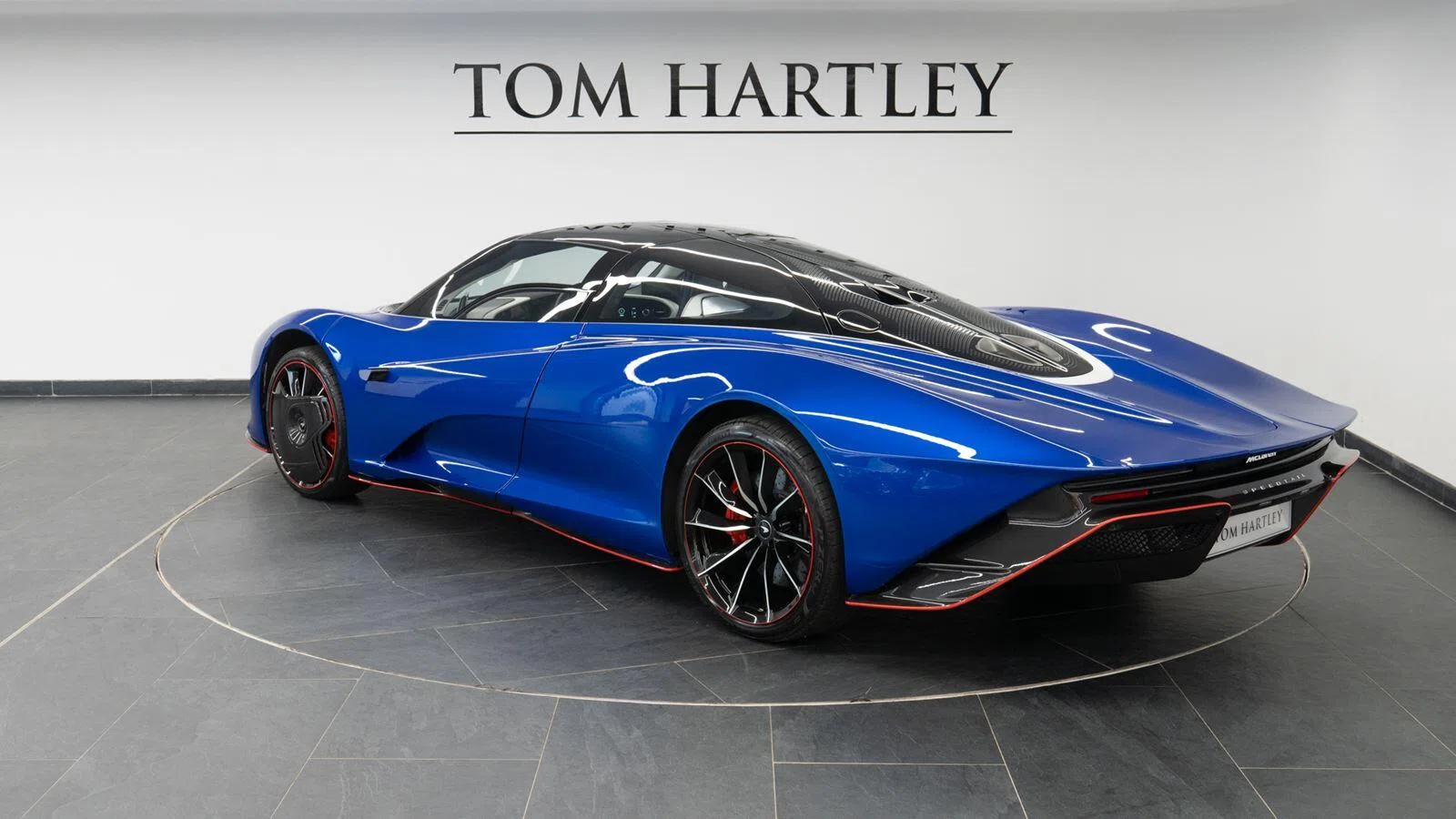 2020 McLaren Speedtail, side profile, MSO Burton Blue