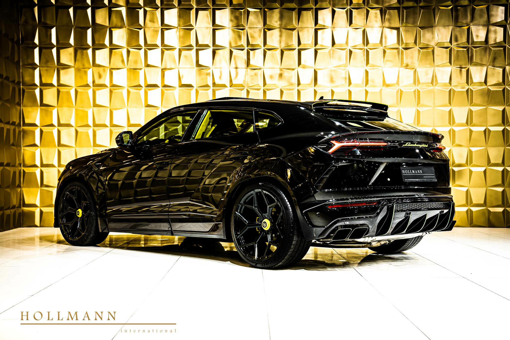 2022 Lamborghini Urus by NOVITEC, 4/16