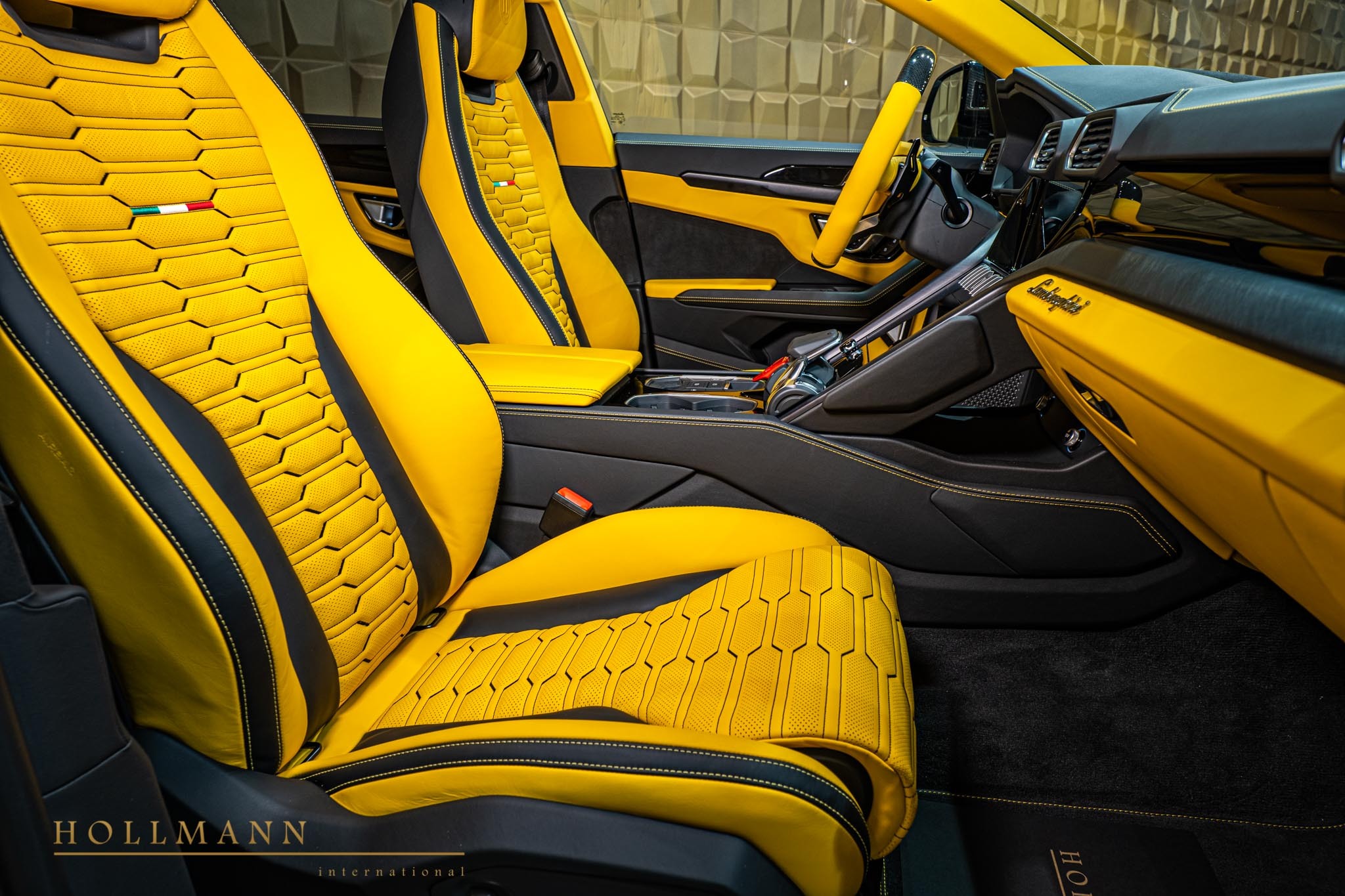 2022 Lamborghini Urus by NOVITEC, 13/16