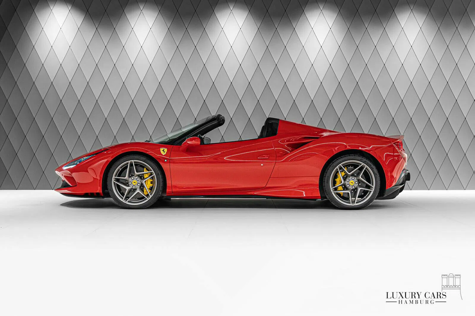 2021 Ferrari F8 Spider for sale, exterior, Red