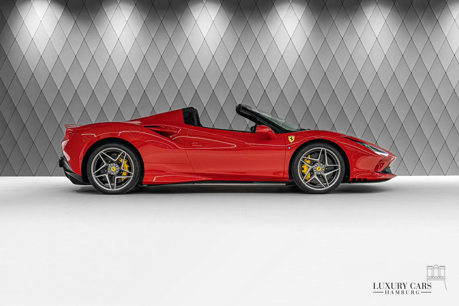 2021 Ferrari F8 Spider for sale, exterior, Red