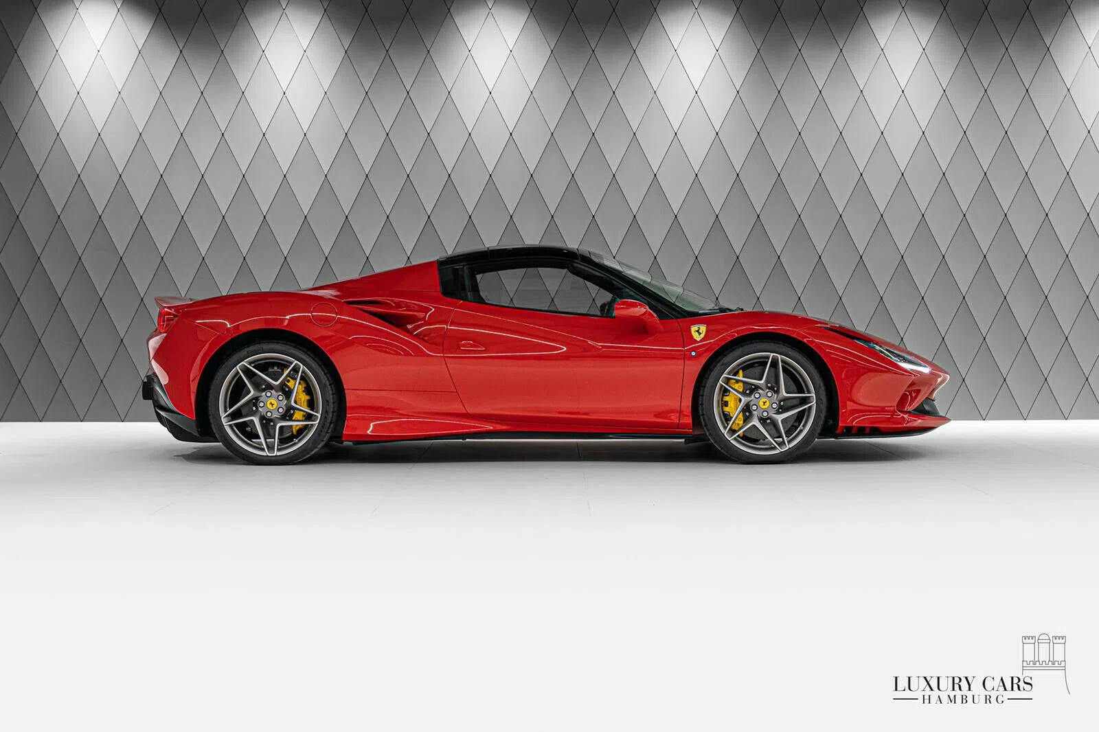 2021 Ferrari F8 Spider for sale, exterior, Red