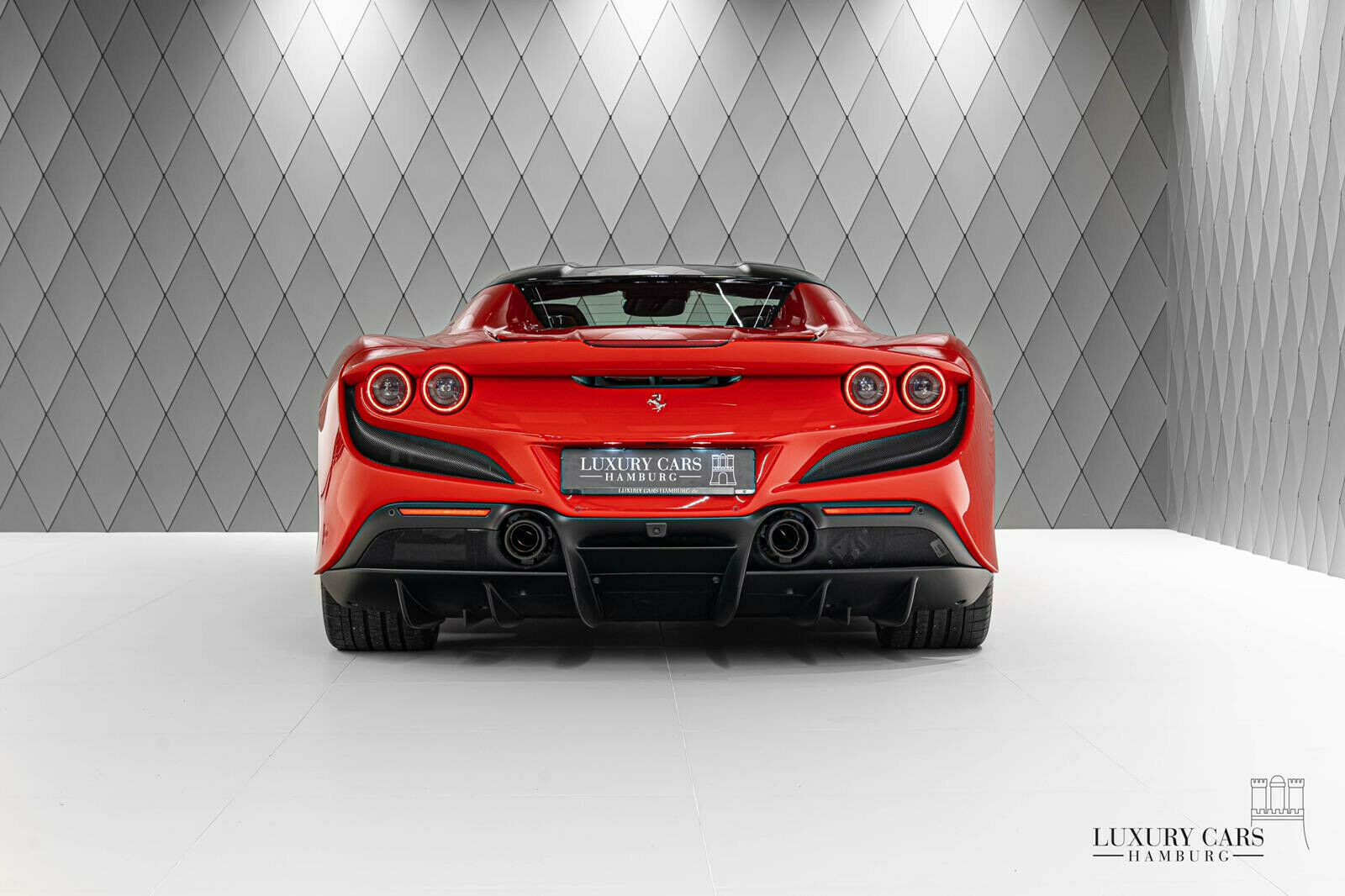 2021 Ferrari F8 Spider, 9/25