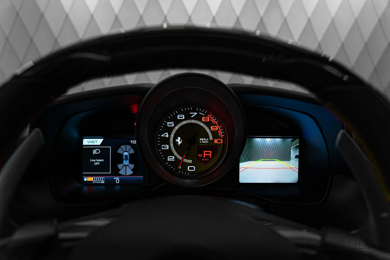 2021 Ferrari F8 Spider, 15/25