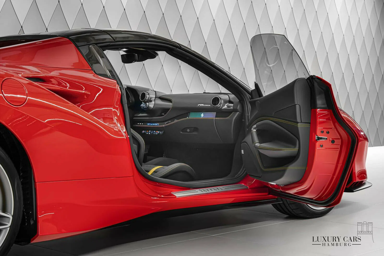 2021 Ferrari F8 Spider interior, door panel, Black, Full leather