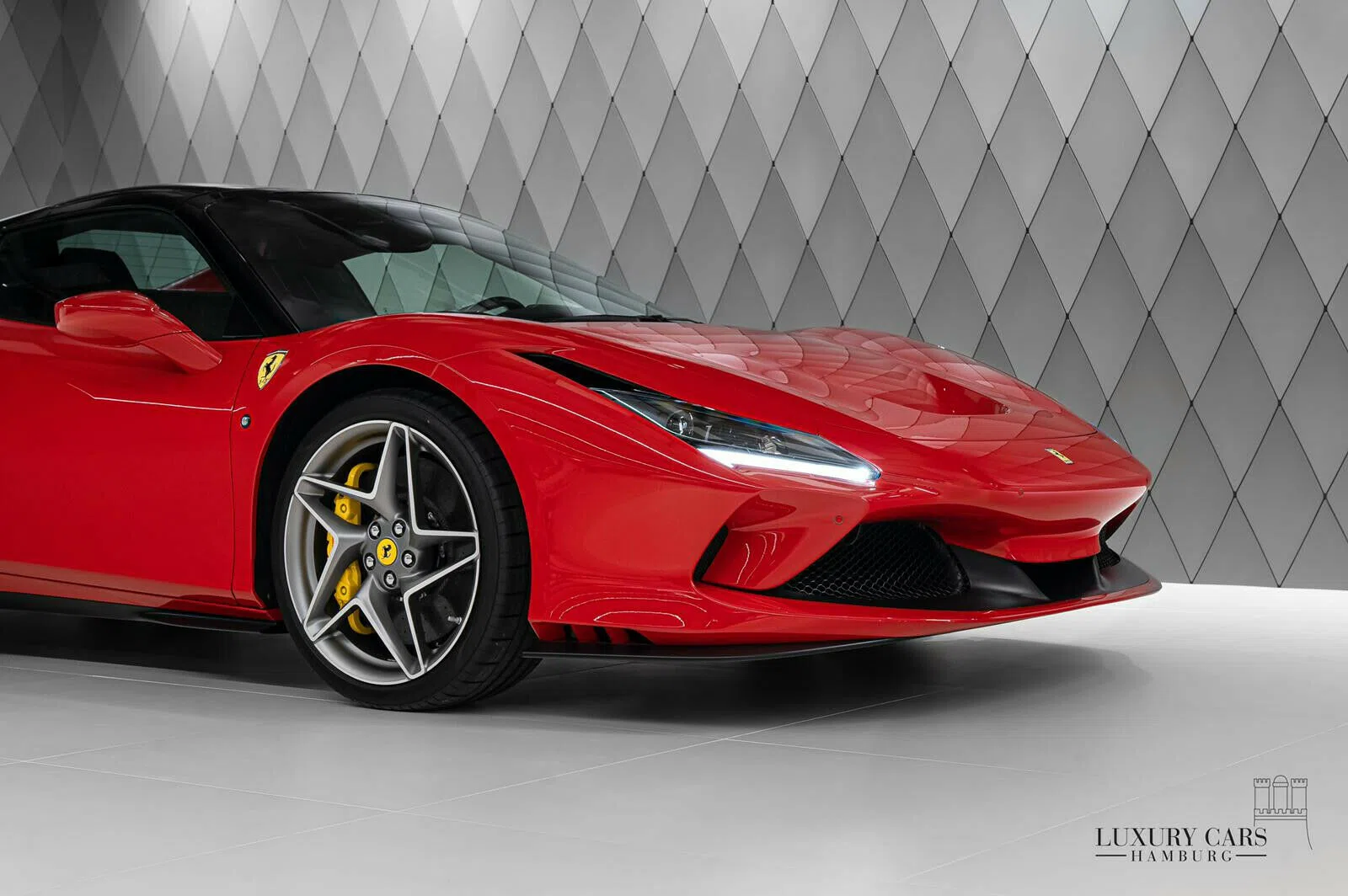 2021 Ferrari F8 Spider for sale, exterior, Red