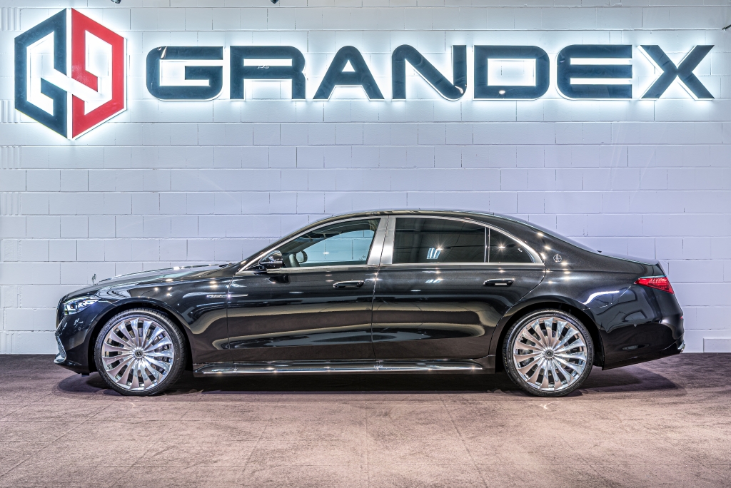 2022 Mercedes Benz S 400d Long 4Matic Hofele, 2/20