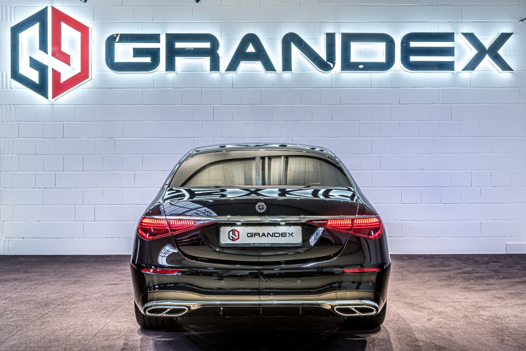 2022 Mercedes Benz S 400d Long 4Matic Hofele, 8/20