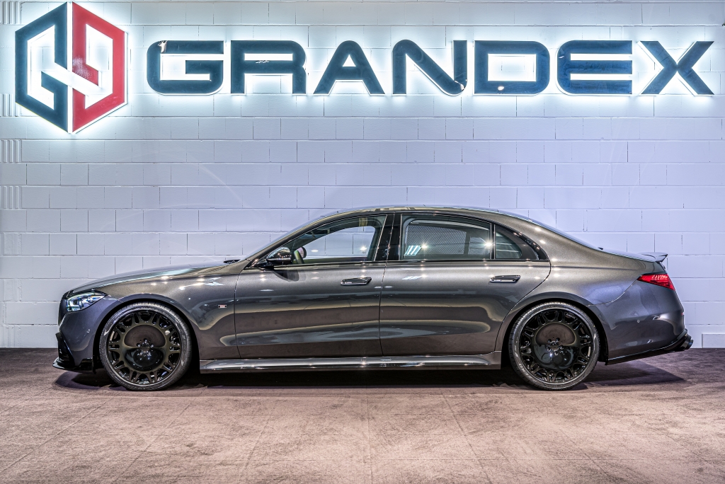 2022 BRABUS S 500 4MATIC, 2/20