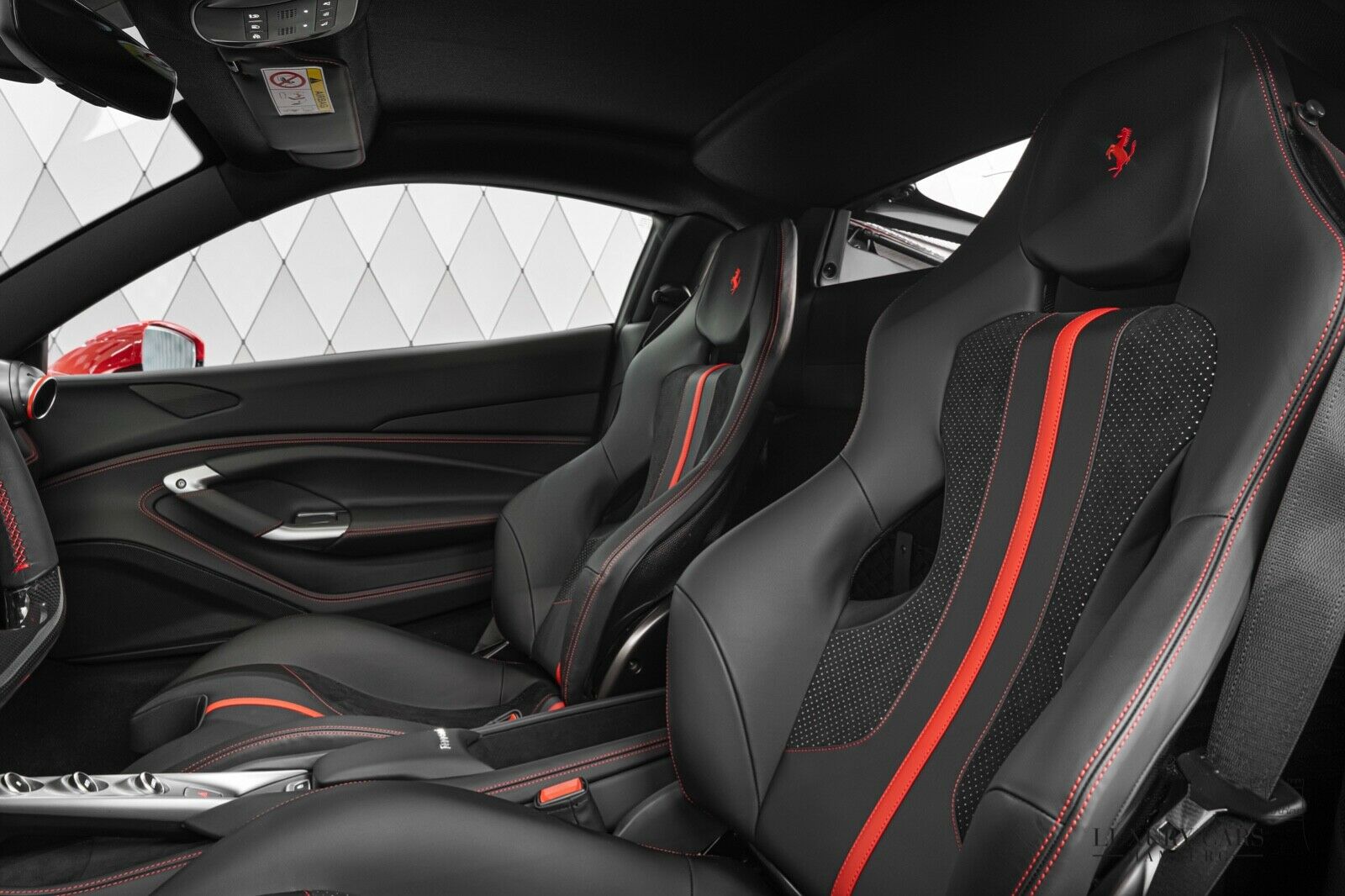 2021 Ferrari F8 Tributo Coupé, 6/16