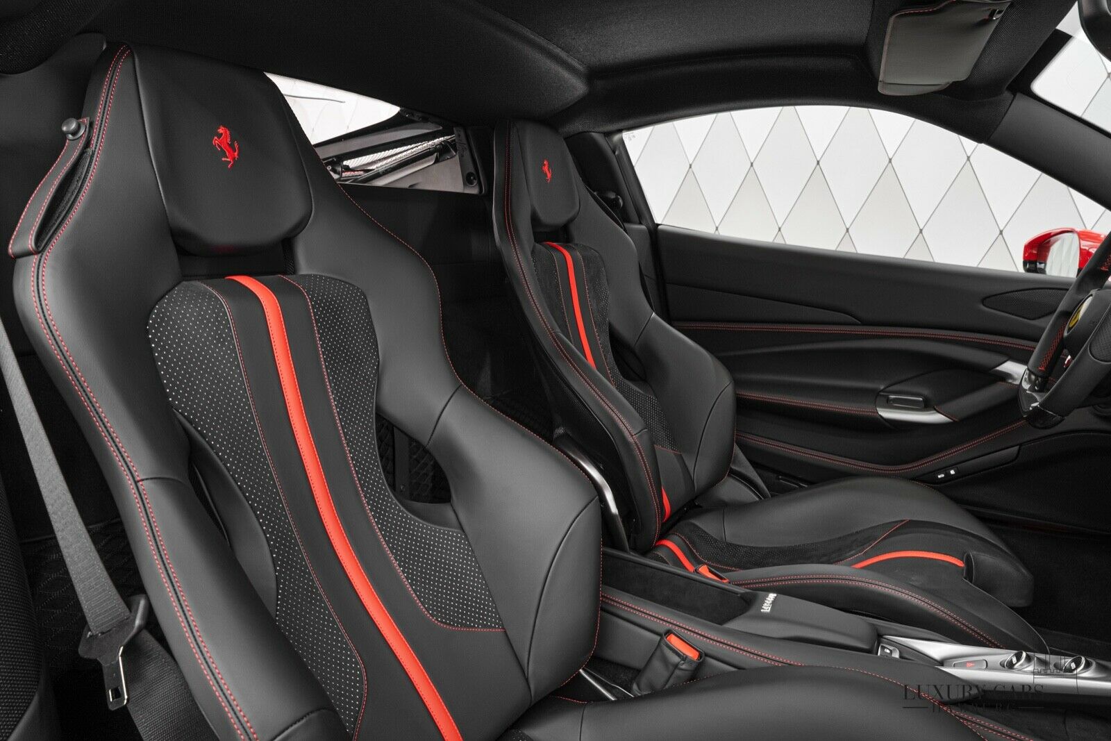 2021 Ferrari F8 Tributo Coupé, 7/16