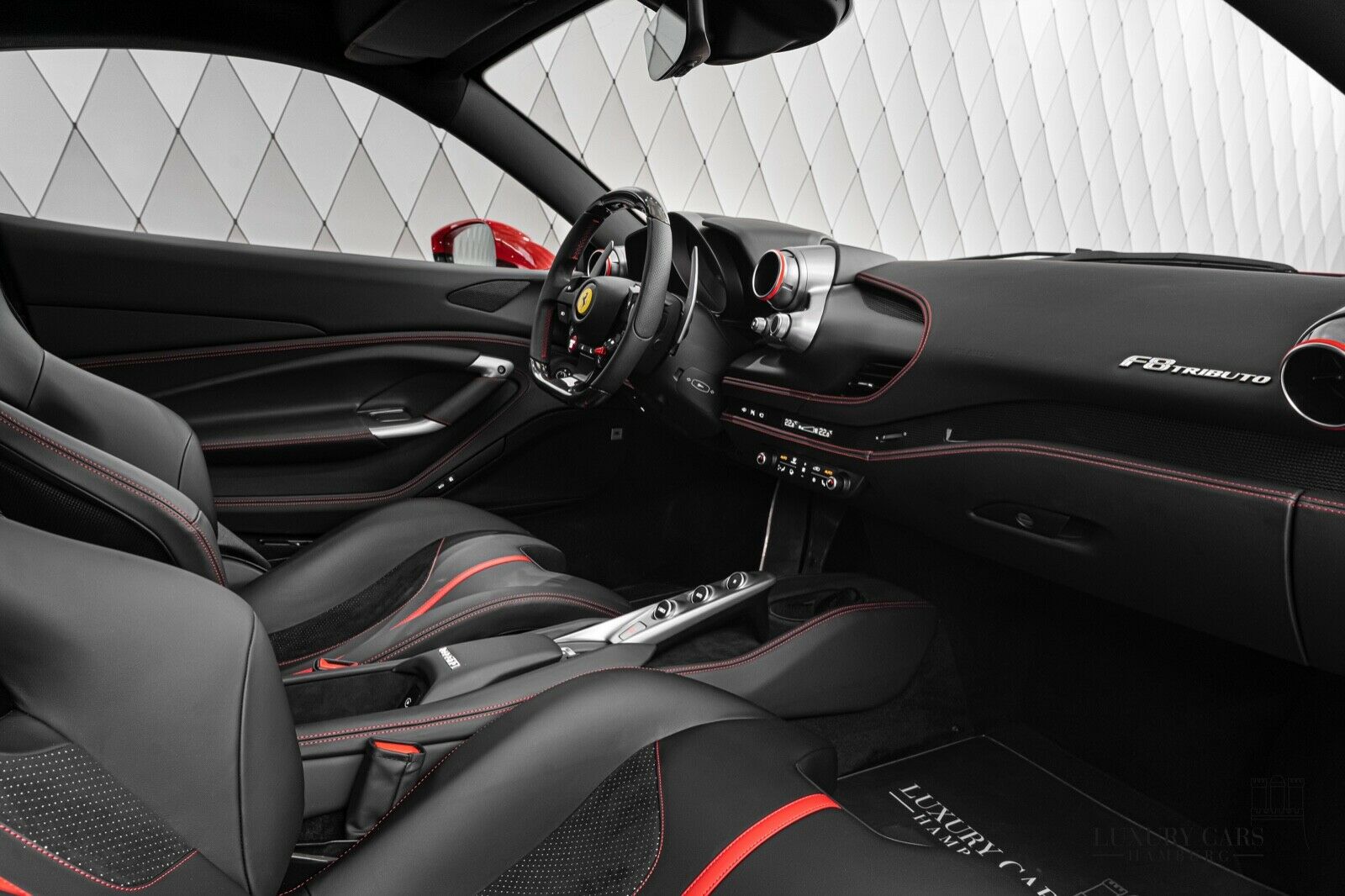 2021 Ferrari F8 Tributo Coupé, 8/16