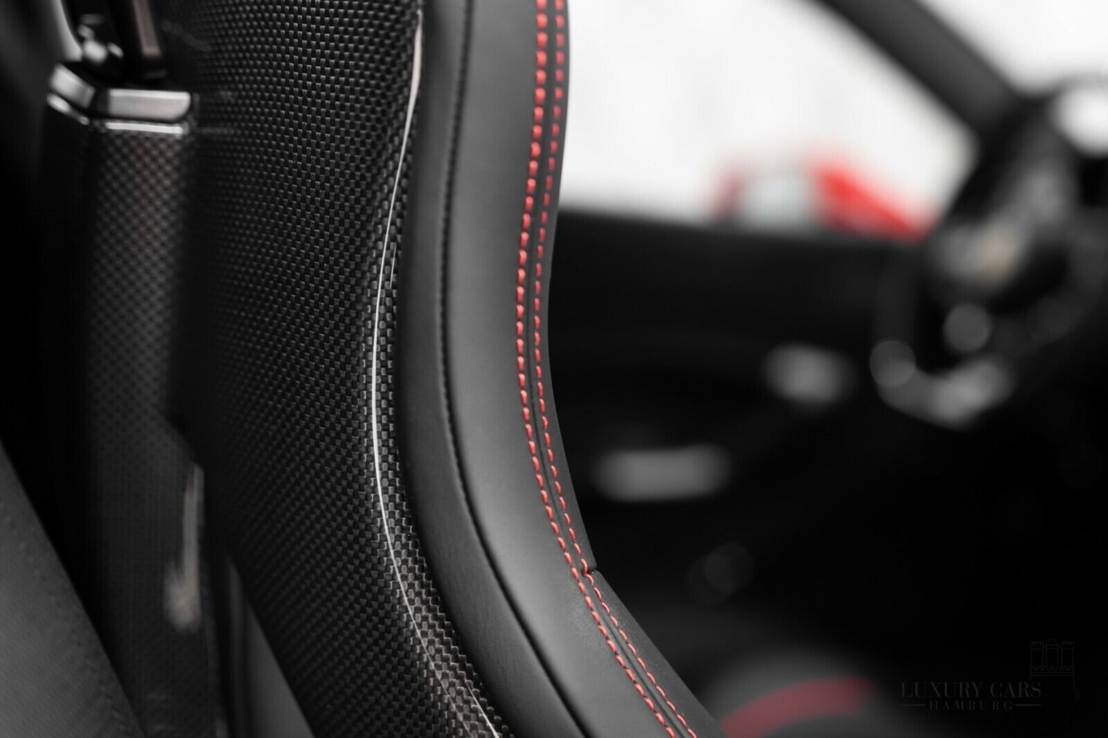 2021 Ferrari F8 Tributo Coupé, 11/16