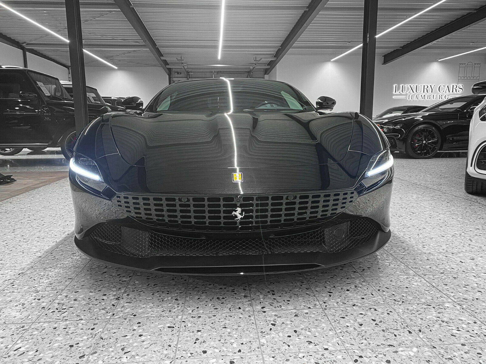 2021 Ferrari Roma, 3/10