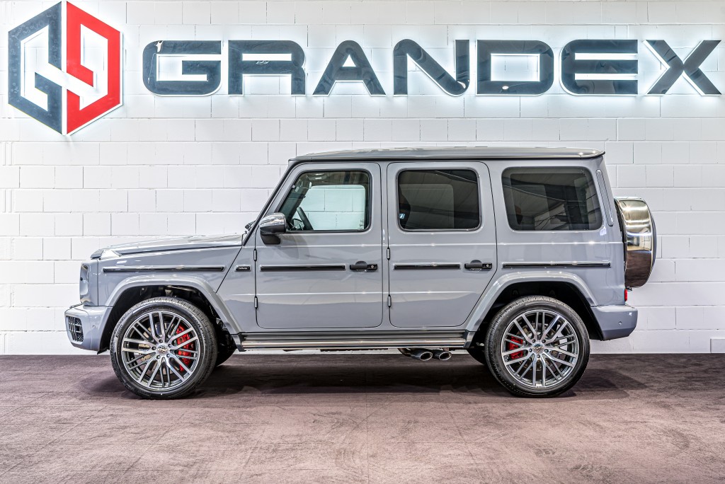 2022 Mercedes-AMG G63 Customized Carlex 40 Years of Legend, 5/20