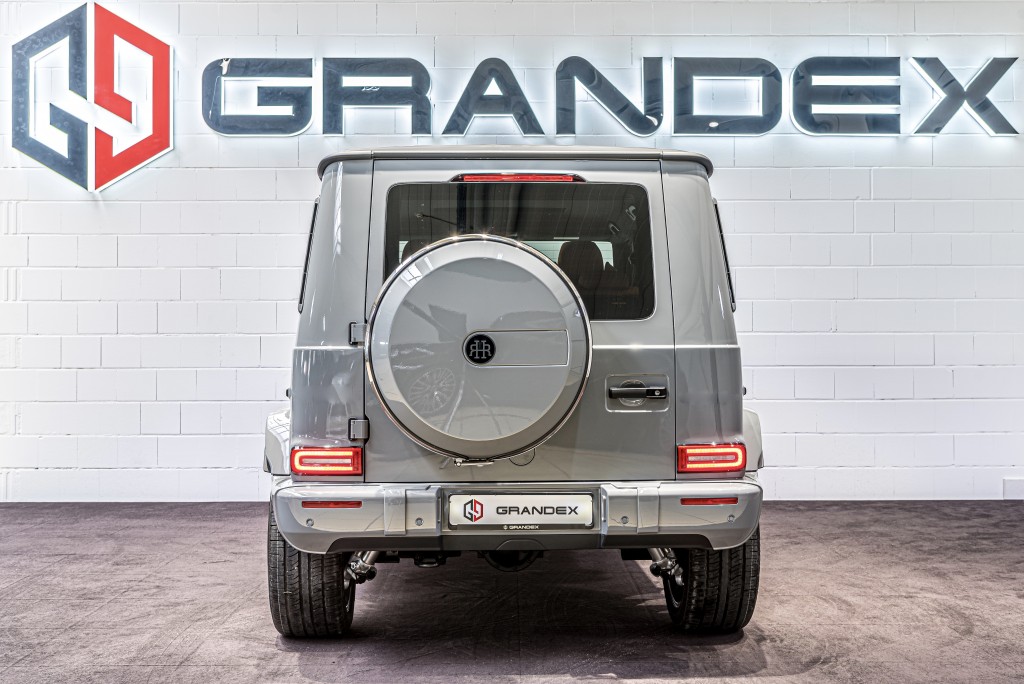 2022 Mercedes-AMG G63 Customized Carlex 40 Years of Legend, 7/20