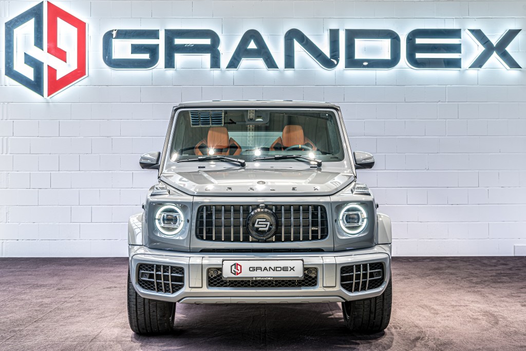2022 Mercedes-AMG G63 Customized Carlex 40 Years of Legend, 10/20