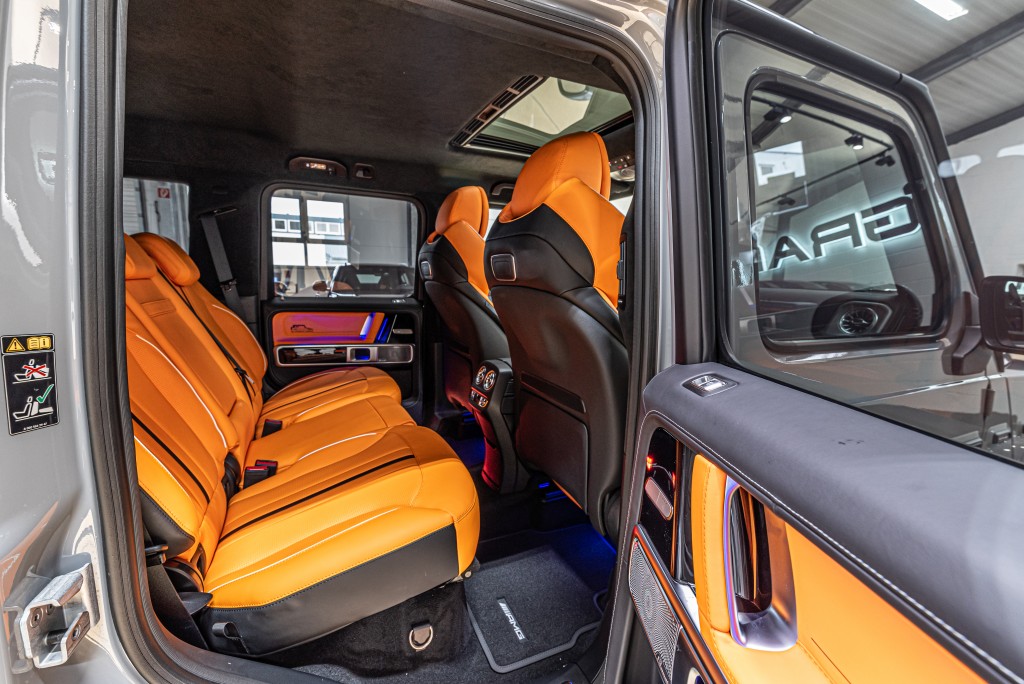 2022 Mercedes-AMG G63 Customized Carlex 40 Years of Legend, 18/20