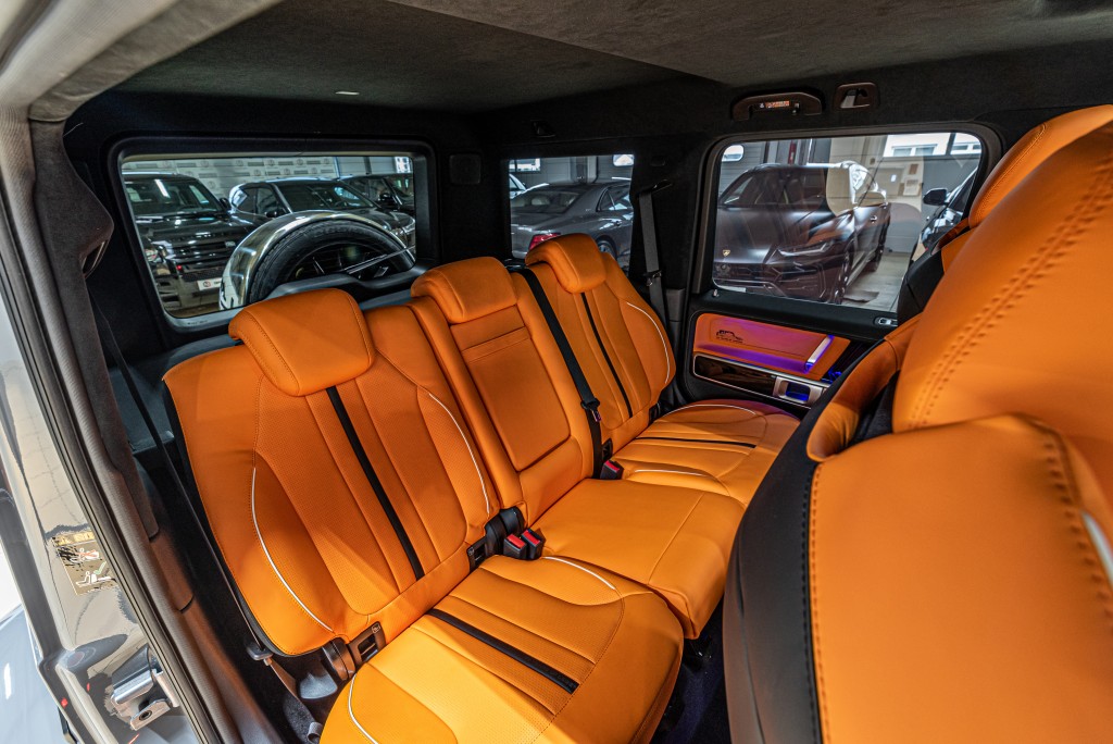 2022 Mercedes-AMG G63 Customized Carlex 40 Years of Legend, 19/20