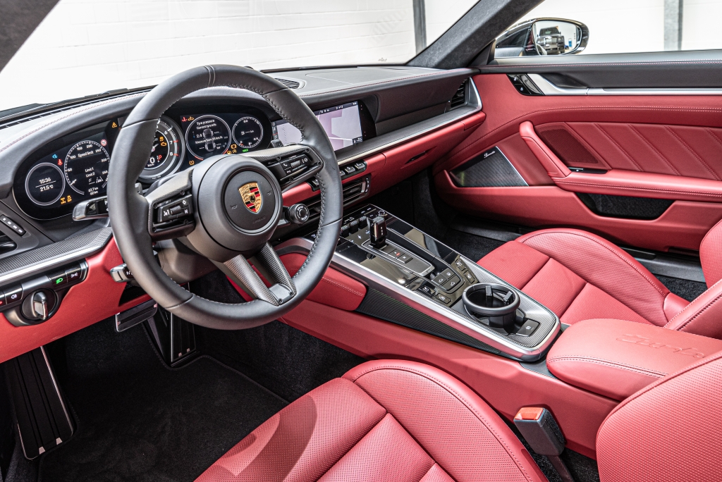 2022 Porsche 911 Turbo S, 12/20