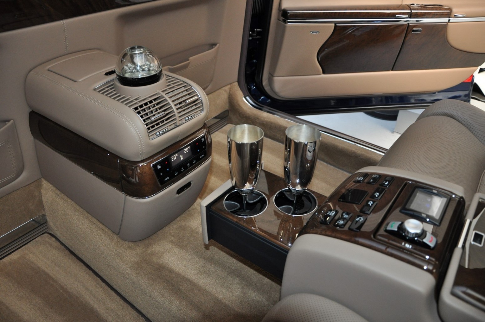 2012 Maybach 62, 5/20