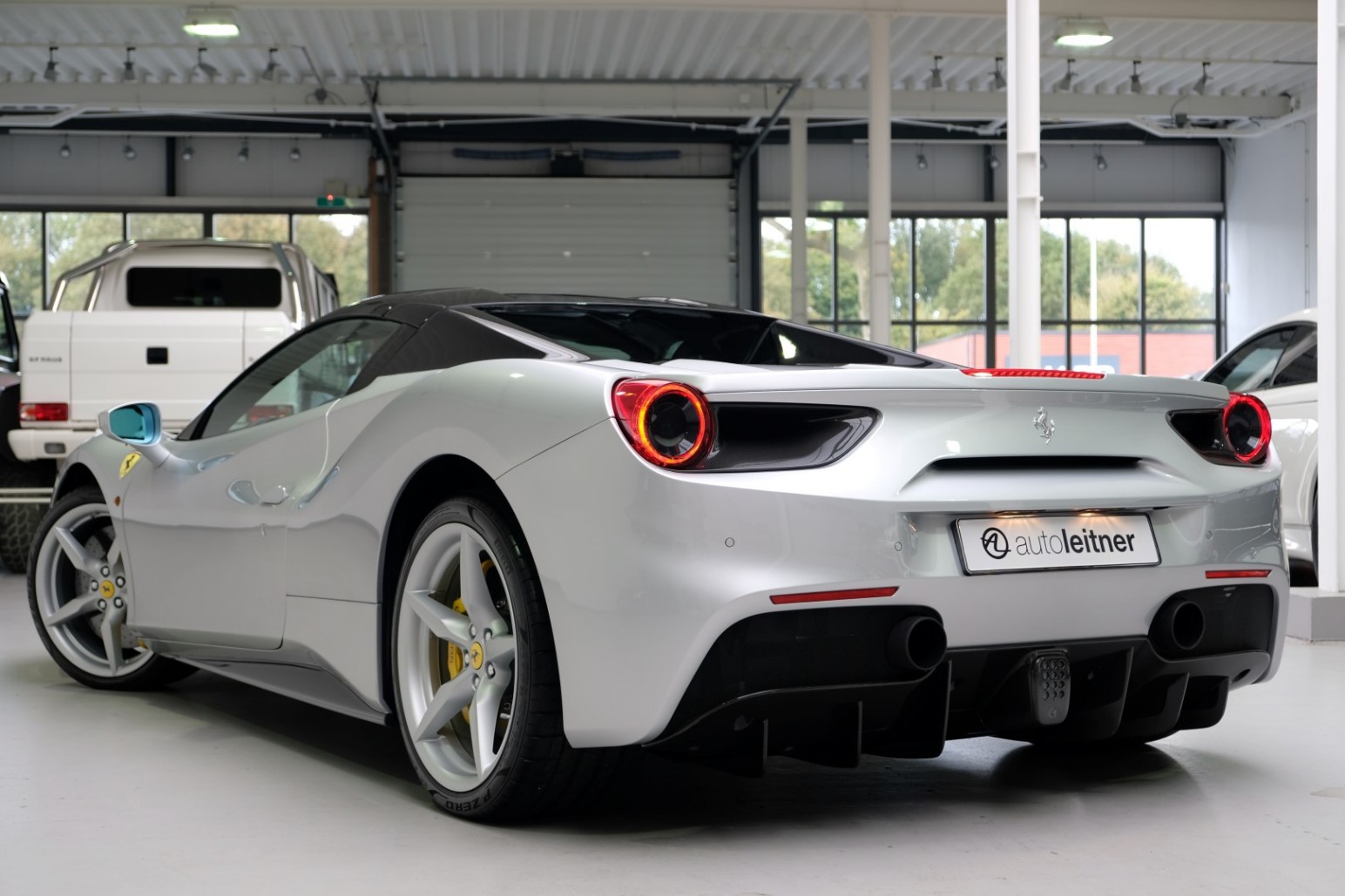 2020 Ferrari 488 Spider, 17/19