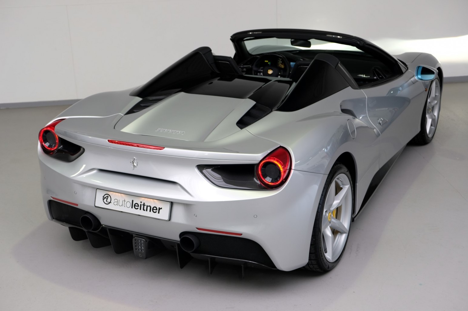 2020 Ferrari 488 Spider, 19/19