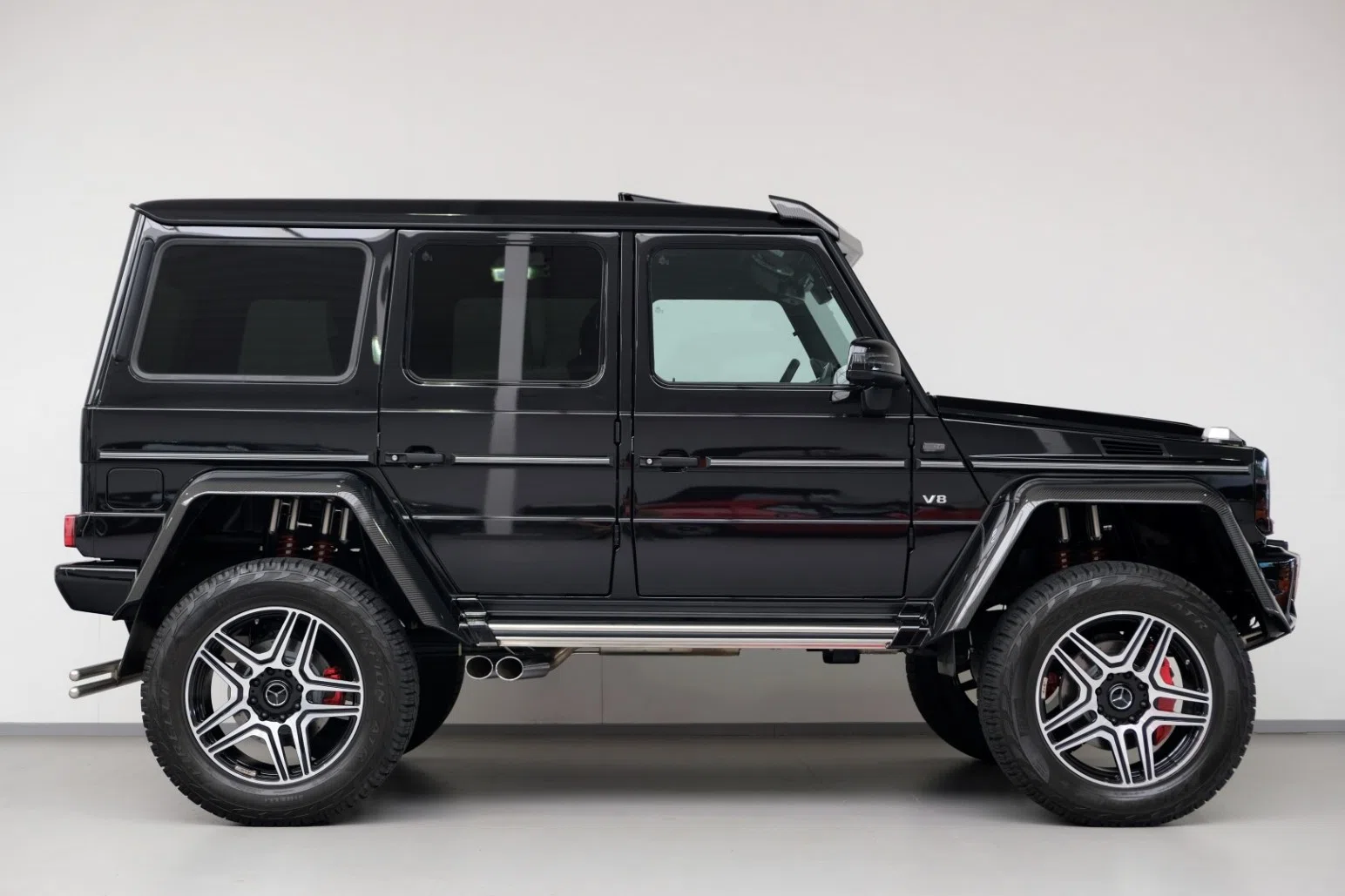 2017 Mercedes-Benz G500 4X4² for sale, exterior, 197 Obsidianzwart metallic