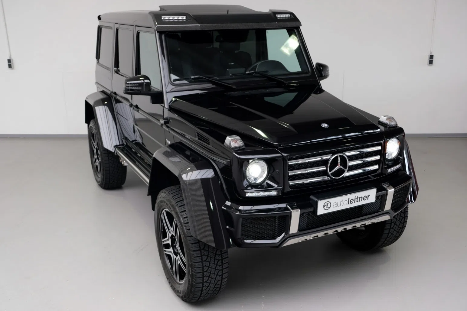 2017 Mercedes-Benz G500 4X4² for sale, exterior, 197 Obsidianzwart metallic