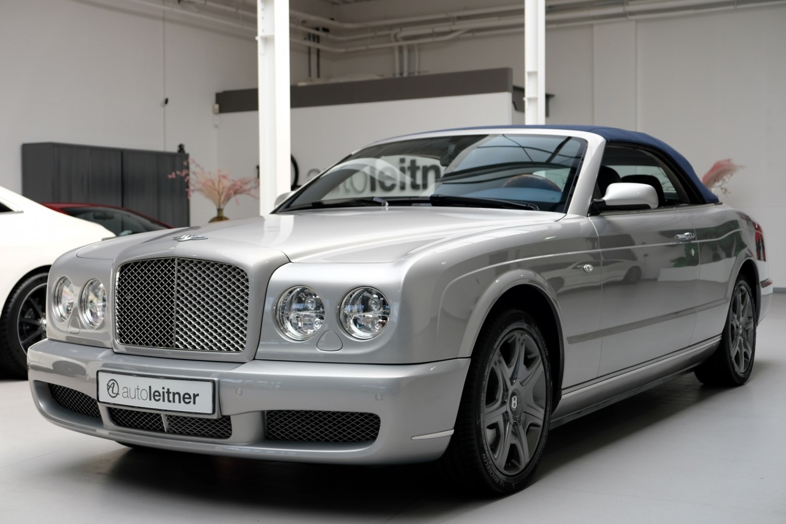 2007 Bentley Azure, 3/20