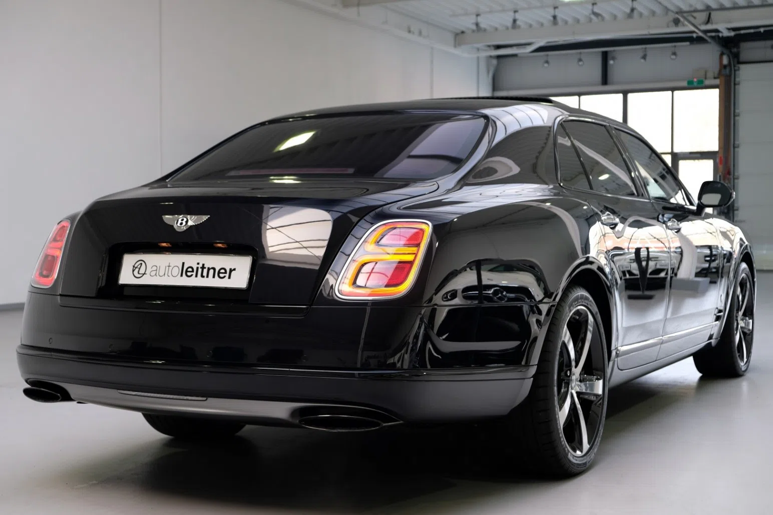 2020 Bentley Mulsanne Speed Mulliner for sale, exterior, LC9X Special Paint Onyx metallic
