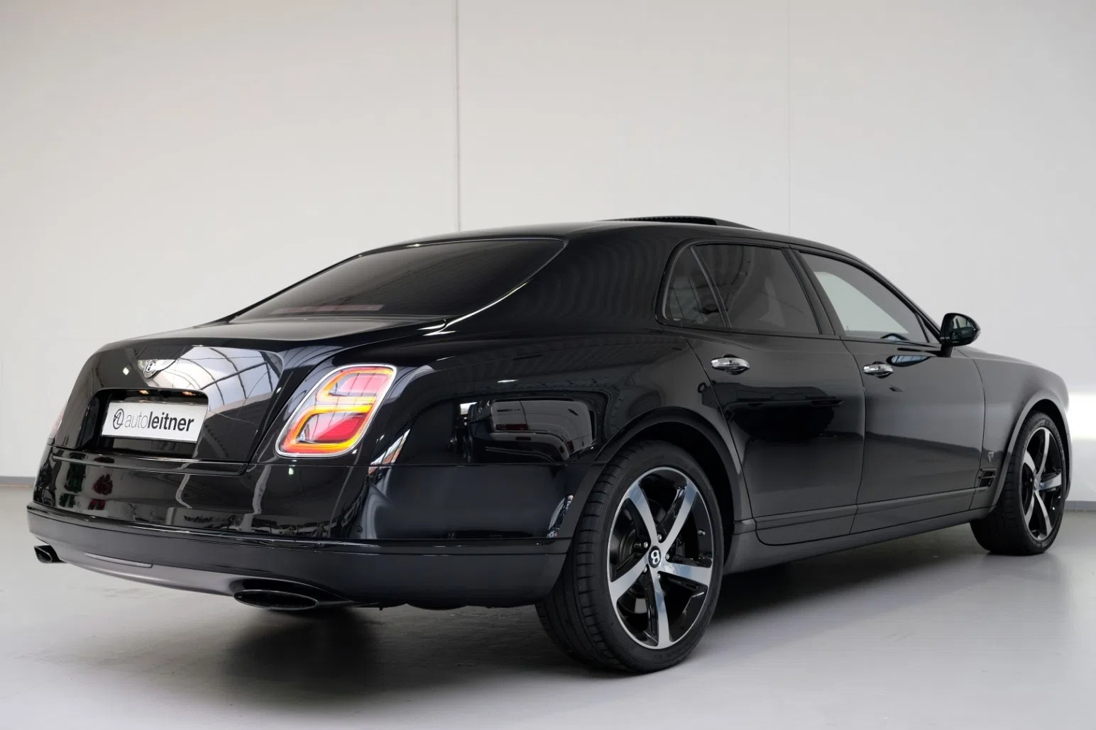 2020 Bentley Mulsanne Speed Mulliner for sale, exterior, LC9X Special Paint Onyx metallic