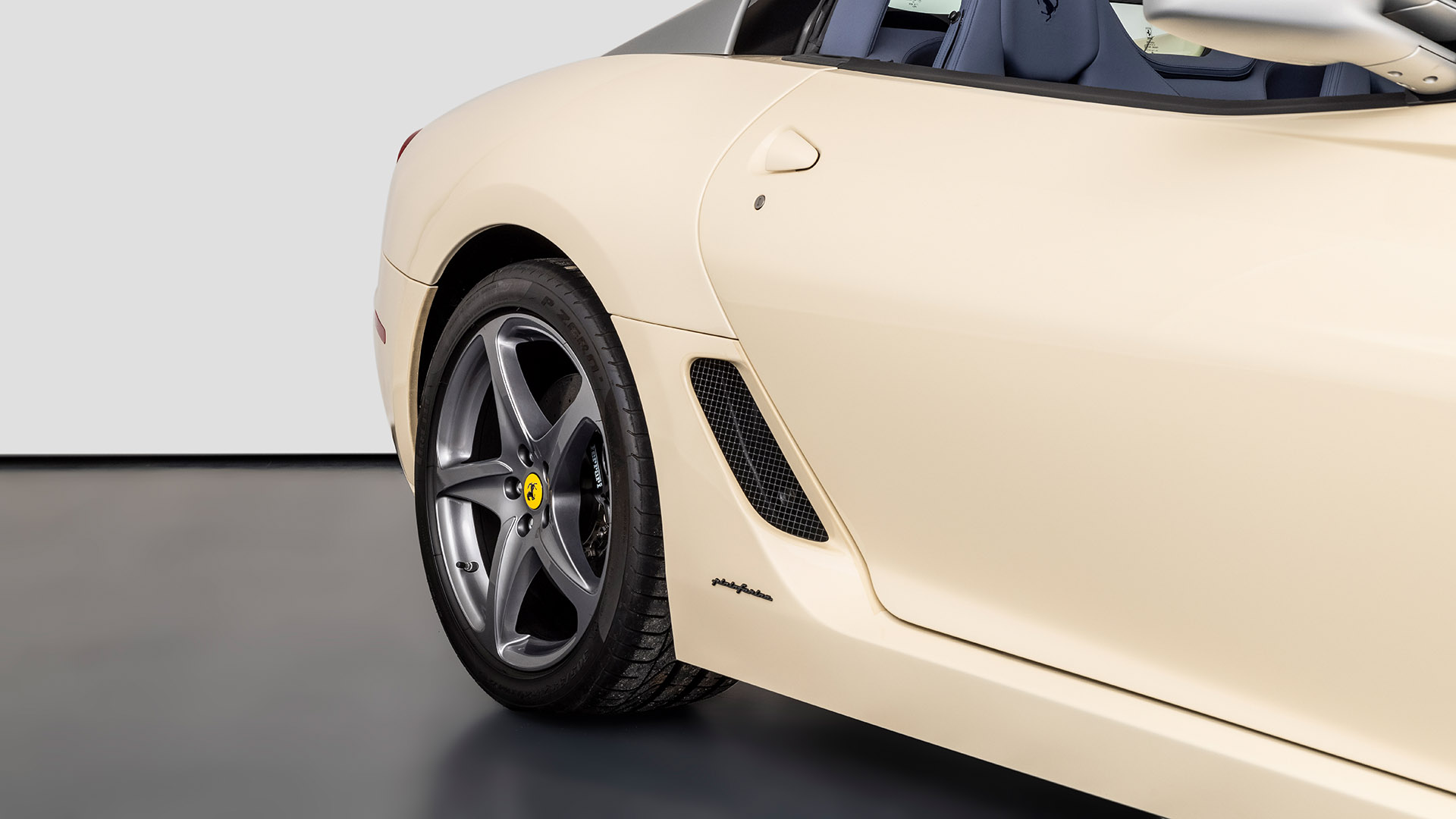 2011 FERRARI 599 SA APERTA, 3/19