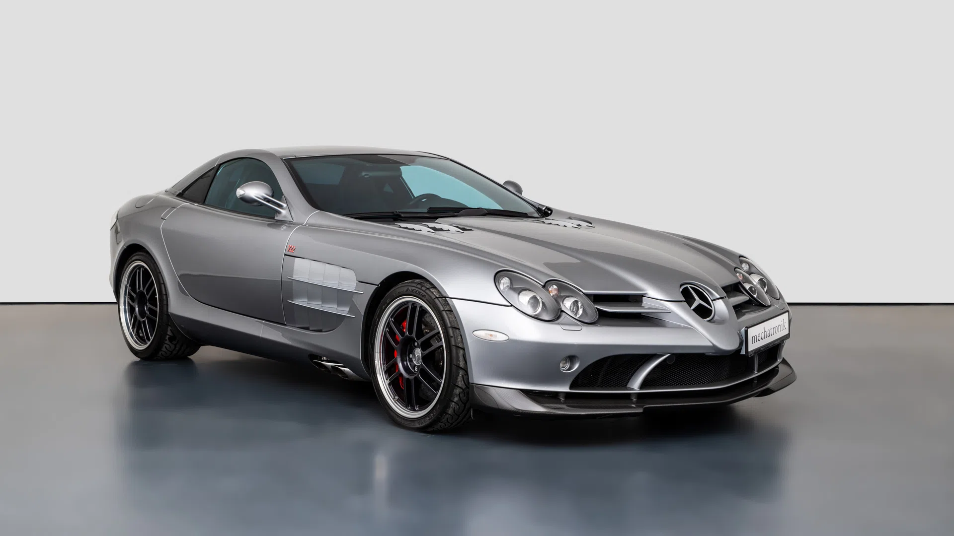 2007 Mercedes-Benz SLR McLaren 722 for sale, exterior, 701U Crystal Antimongrey metallic