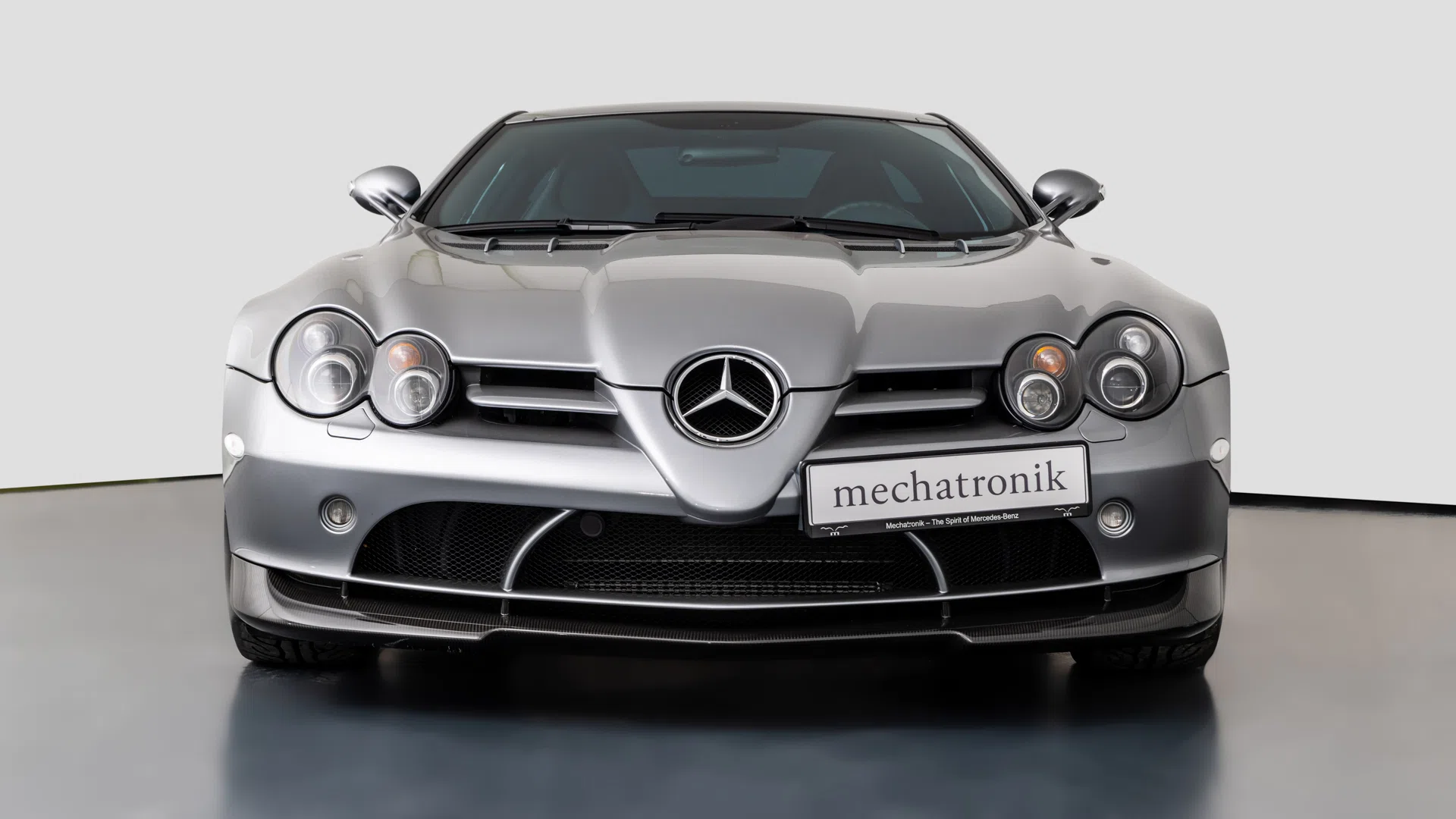 2007 Mercedes-Benz SLR McLaren 722 for sale, exterior, 701U Crystal Antimongrey metallic