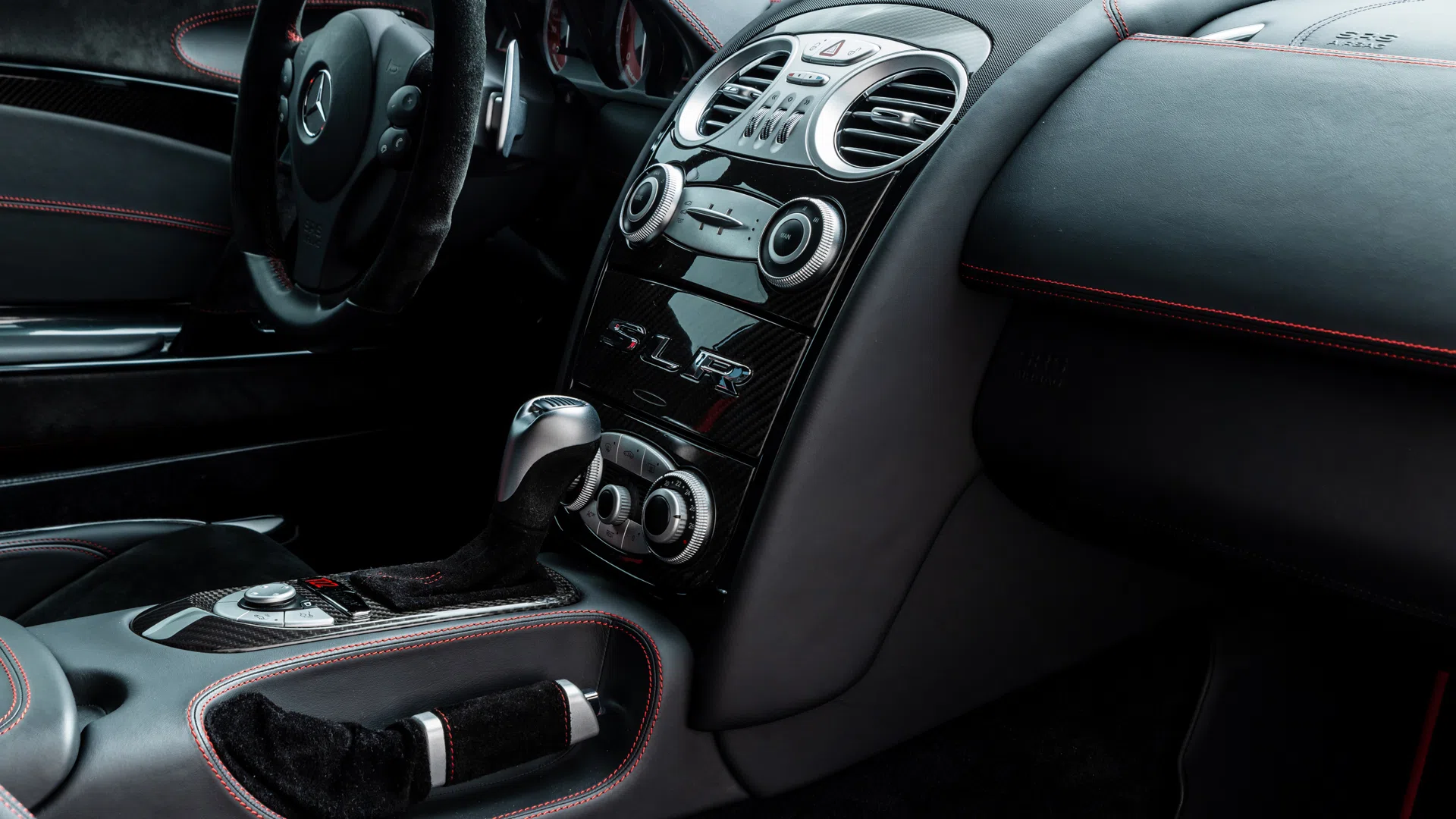 2007 Mercedes-Benz SLR McLaren 722 interior, 511A Leather exklusive black