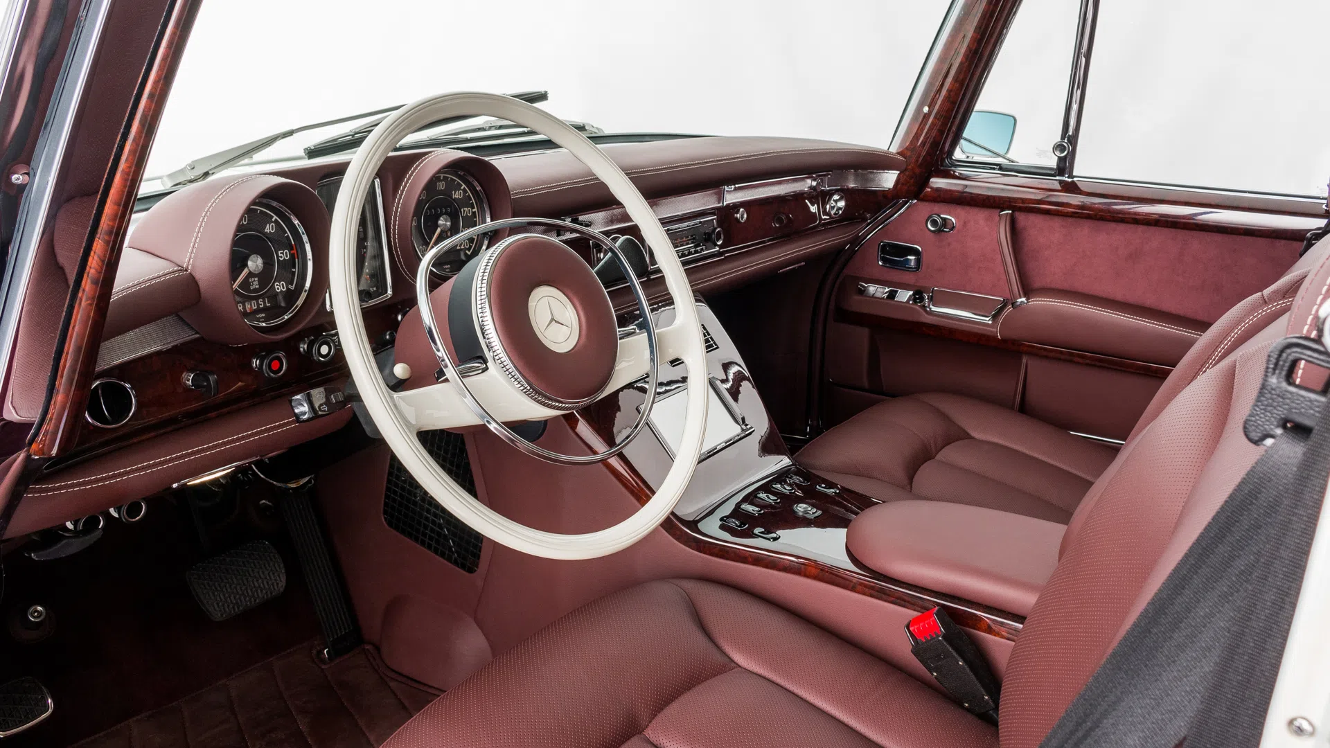 1975 Mercedes-Benz W100 600 Pullman ONE of ONE interior, dashboard, Maybach AA51 garnet red leather
