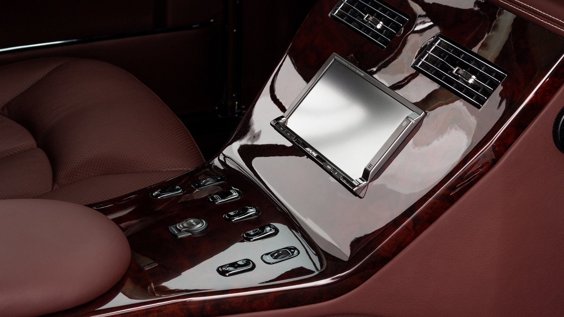 1975 MERCEDES-BENZ W100 600 PULLMAN ONE OF ONE, 15/20