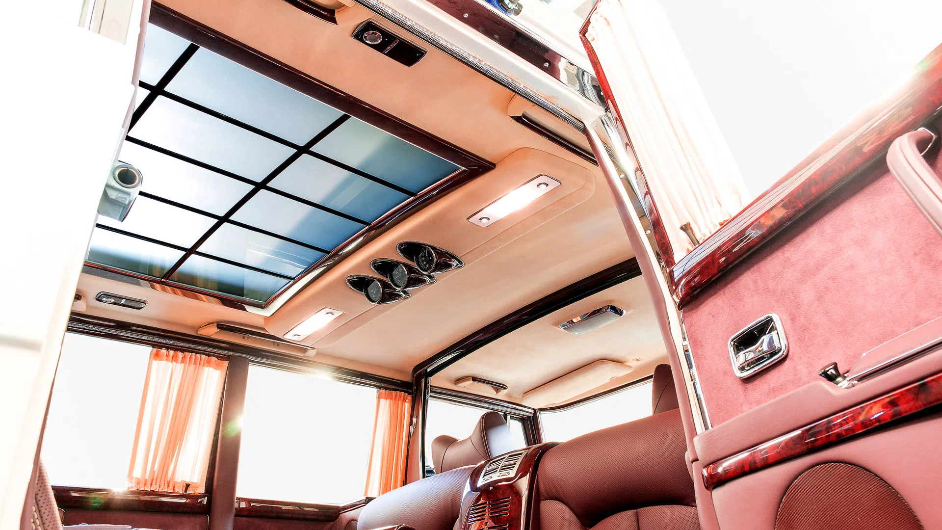 1975 Mercedes-Benz W100 600 Pullman ONE of ONE interior, Maybach AA51 garnet red leather