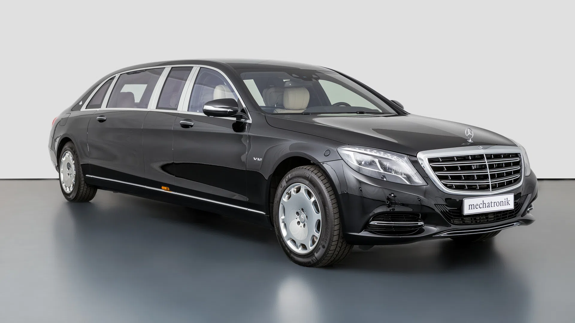 2016 Mercedes-Maybach S600 Pullman