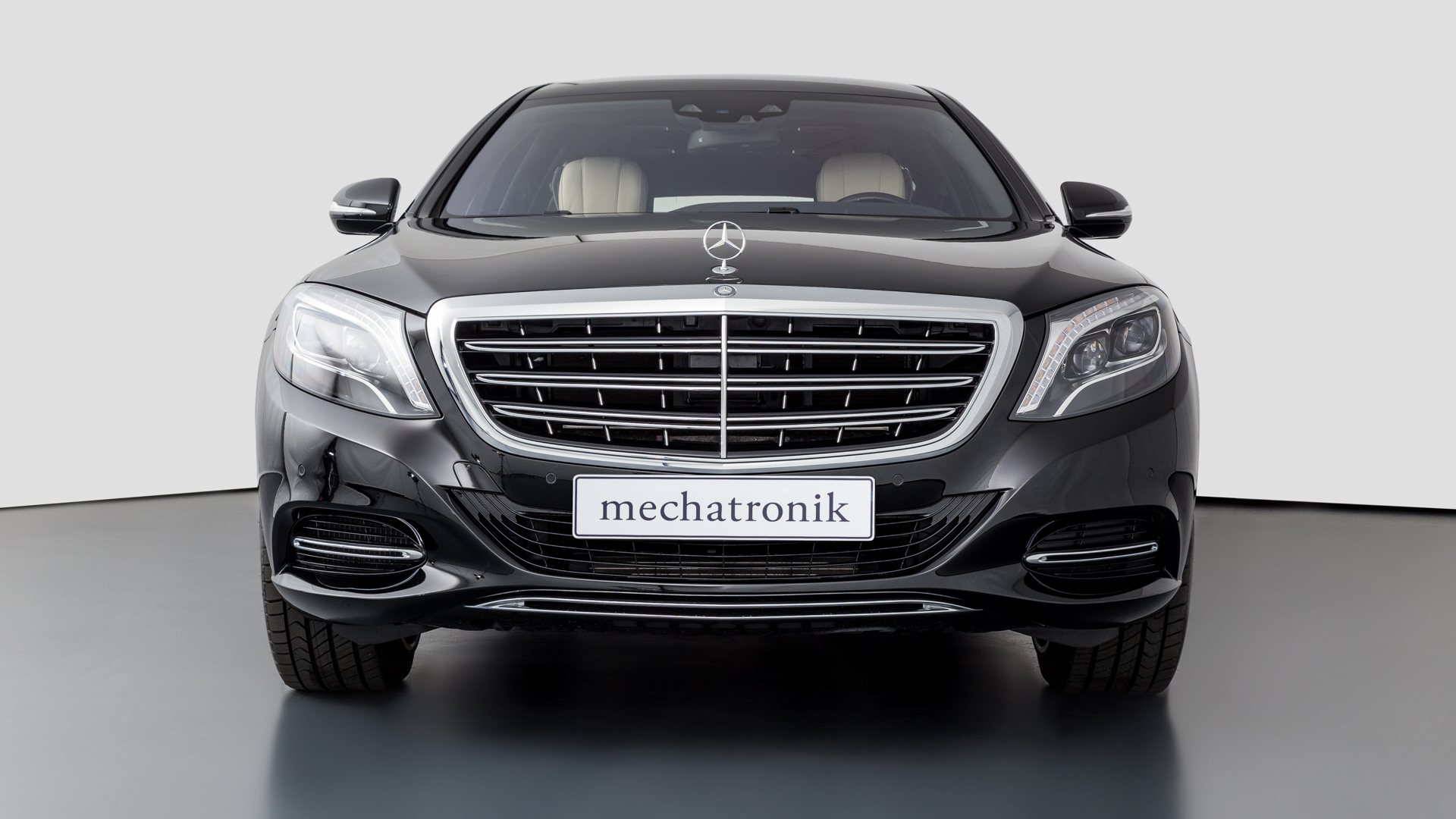 2016 Mercedes-Maybach S600 Pullman, 7/22