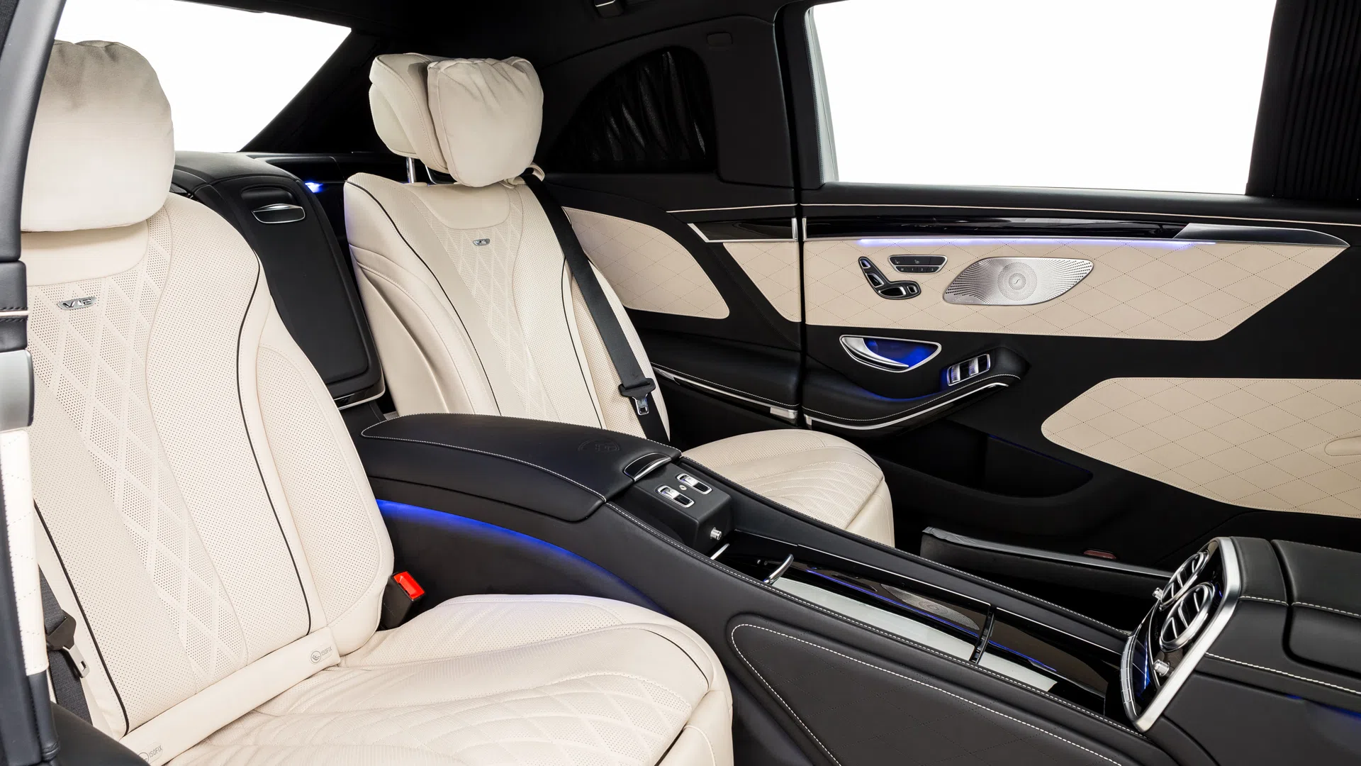 2016 Mercedes-Maybach S600 Pullman interior, seats, 515A Leather exclusive beige