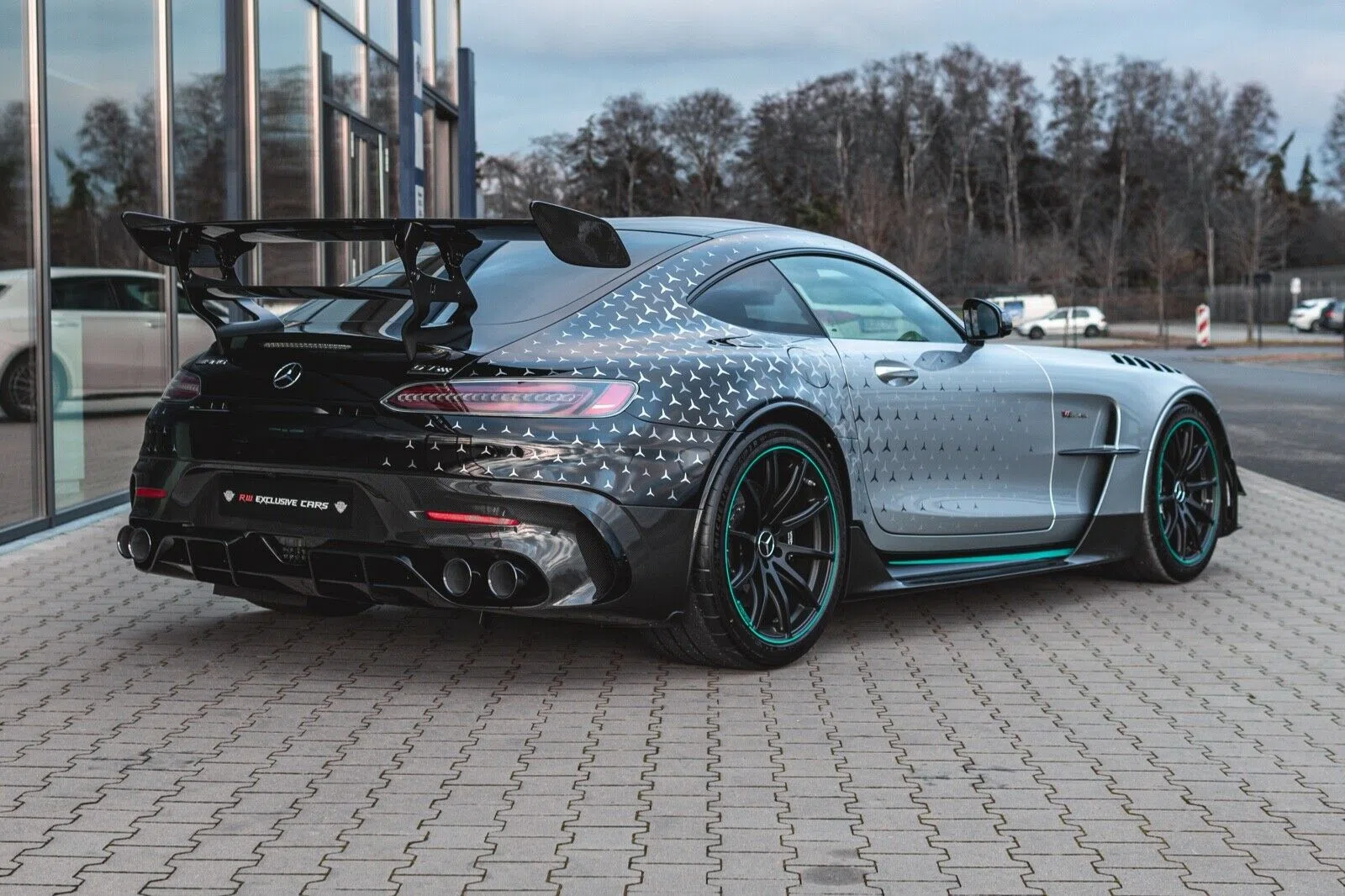 2022 Mercedes-Benz AMG GT Black Series "P ONE Edition" for sale, exterior, Silber